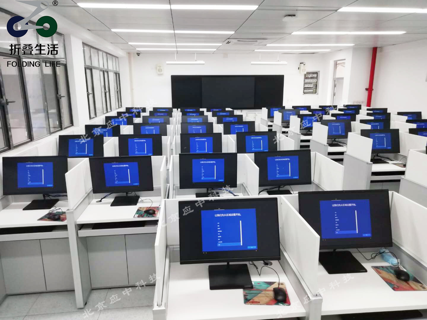 校用考试机考电脑桌 升降屏风考试桌 电动升降考试桌