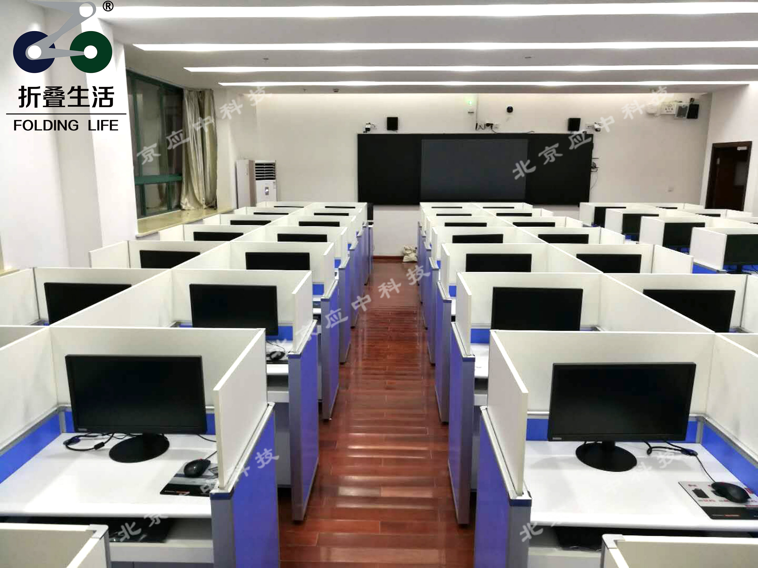 华东理工大学附属闵行科技高级中学-升降屏风电脑桌